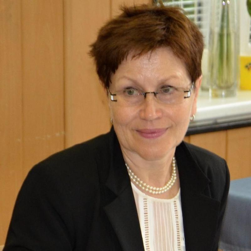 Mgr. Jana Poljaková - Nadační fond AROK
